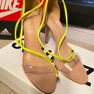 SCHUTZ - TRANSPARENT - HONEY HEELS